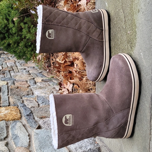 Sorel Shoes | Sorel Glacy Winter Boots | Color: Tan | Size: 7 | Pm-24436795's Closet